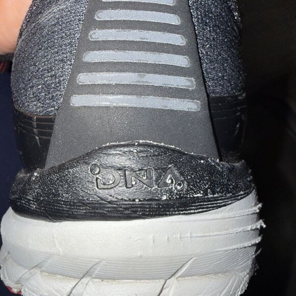 Brooks Adrenaline GTS 18 Men's black Running Sneakers size 10 - Picture 8 of 13